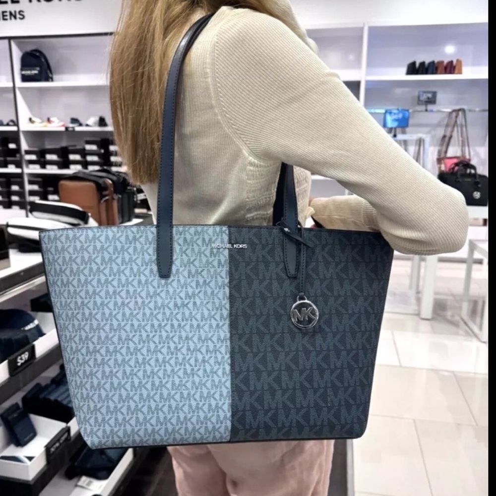 MICHAEL KORS Logo Jet Set Travel Two Tone Navy Multi Tote Shoulder Bag NWT